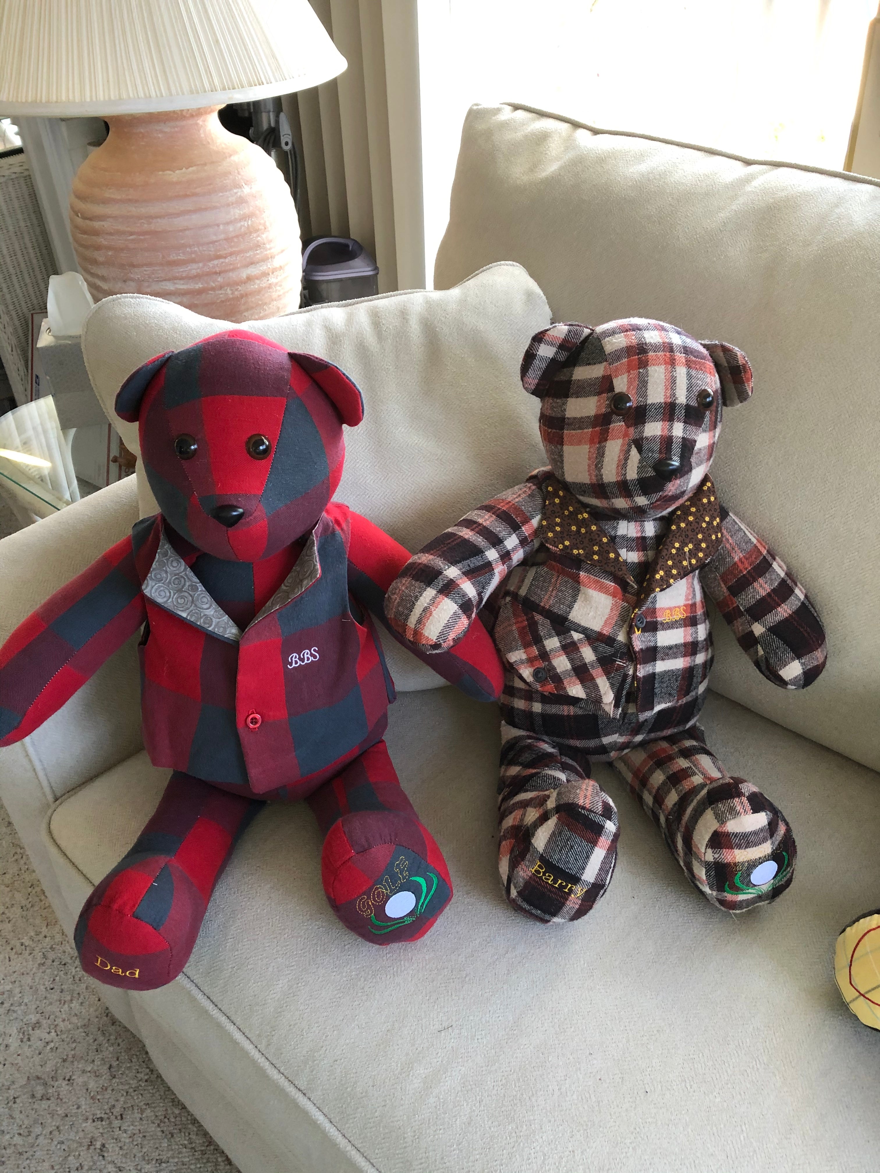 Memory Bear made from a Dads sweatshirt – Heartsdesign